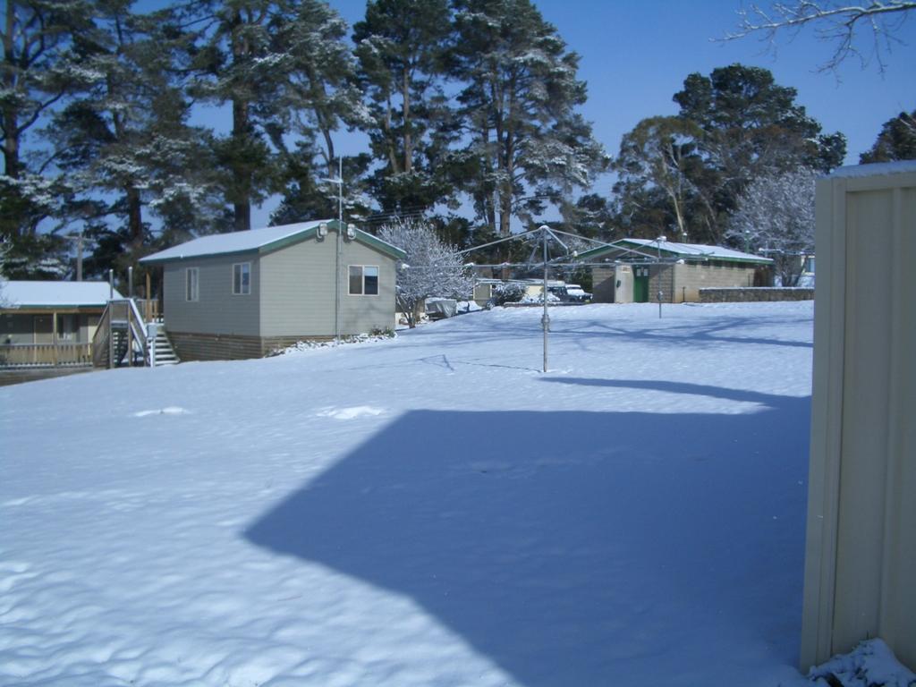 Rainbow Pines Tourist Caravan Park Adaminaby Exterior photo